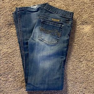 Cowgirl Tuff “Dark Don’t Fence Me In”